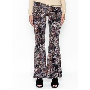 Veronica M. Sheila print pants. SMALL Fit & flare